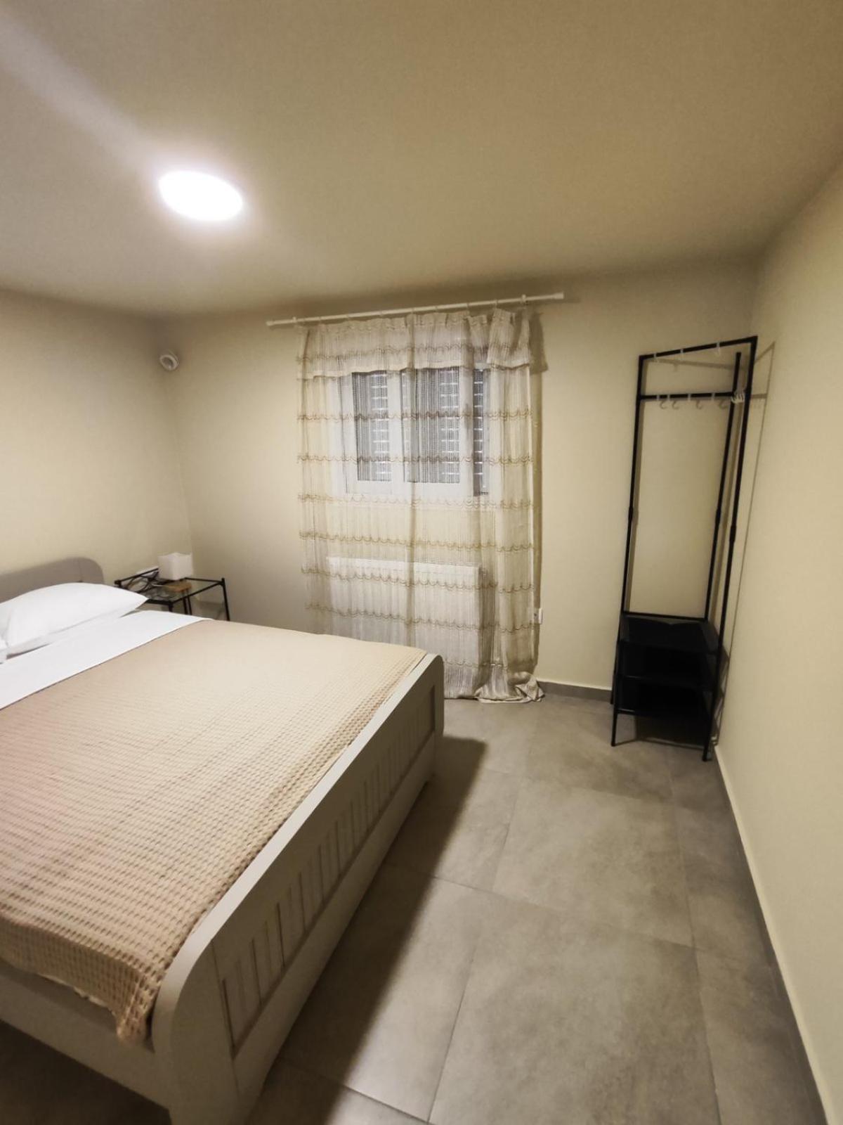 Leo - Cave House Apartment Artemida  Room photo